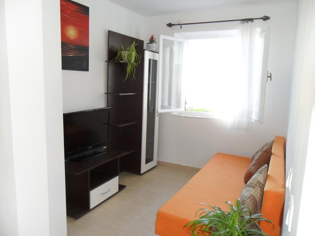 Apartments Maria Tisno Rom bilde