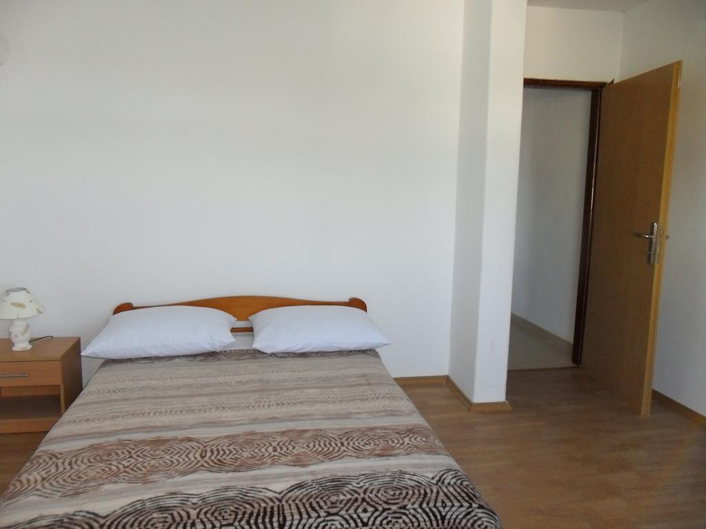 Apartments Maria Tisno Rom bilde